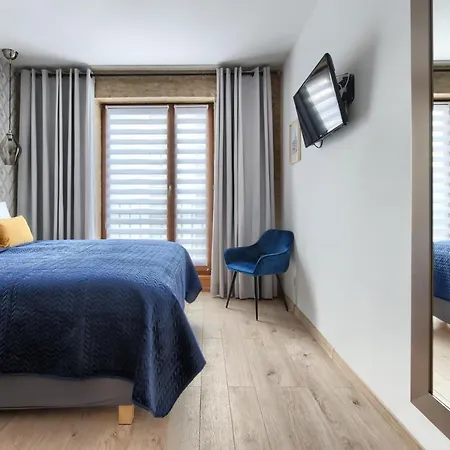 Center Parking By Impero Apartment Poznan